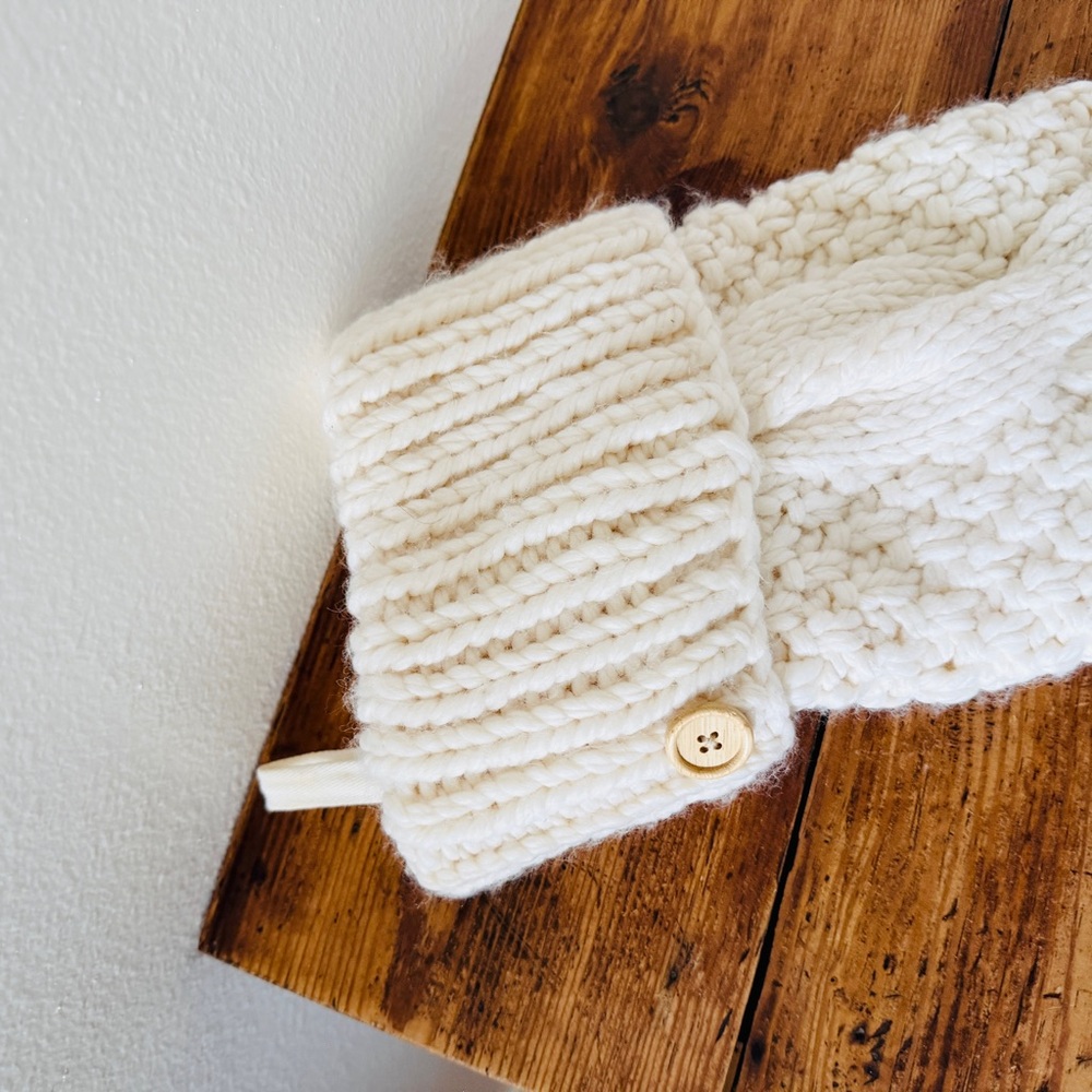 Pottery Barn Cream Chunky Knit Thick Stocking - Picture 3 of 6